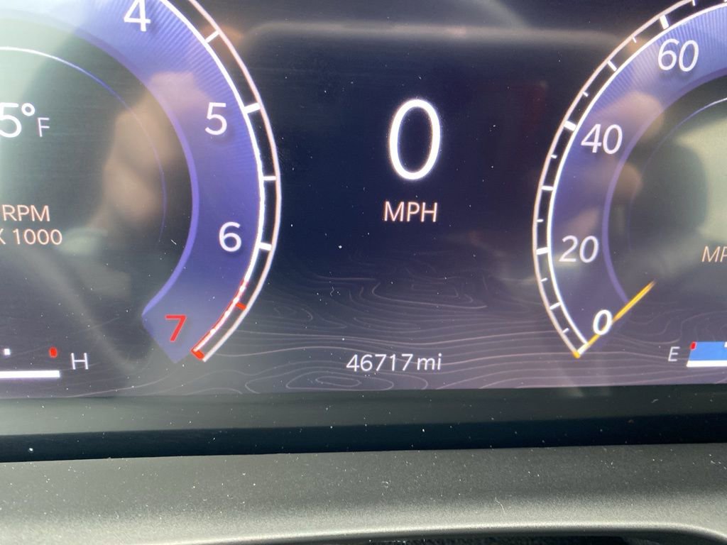 Used 2023 Jeep Grand Cherokee Altitude AWD/4WD image 19