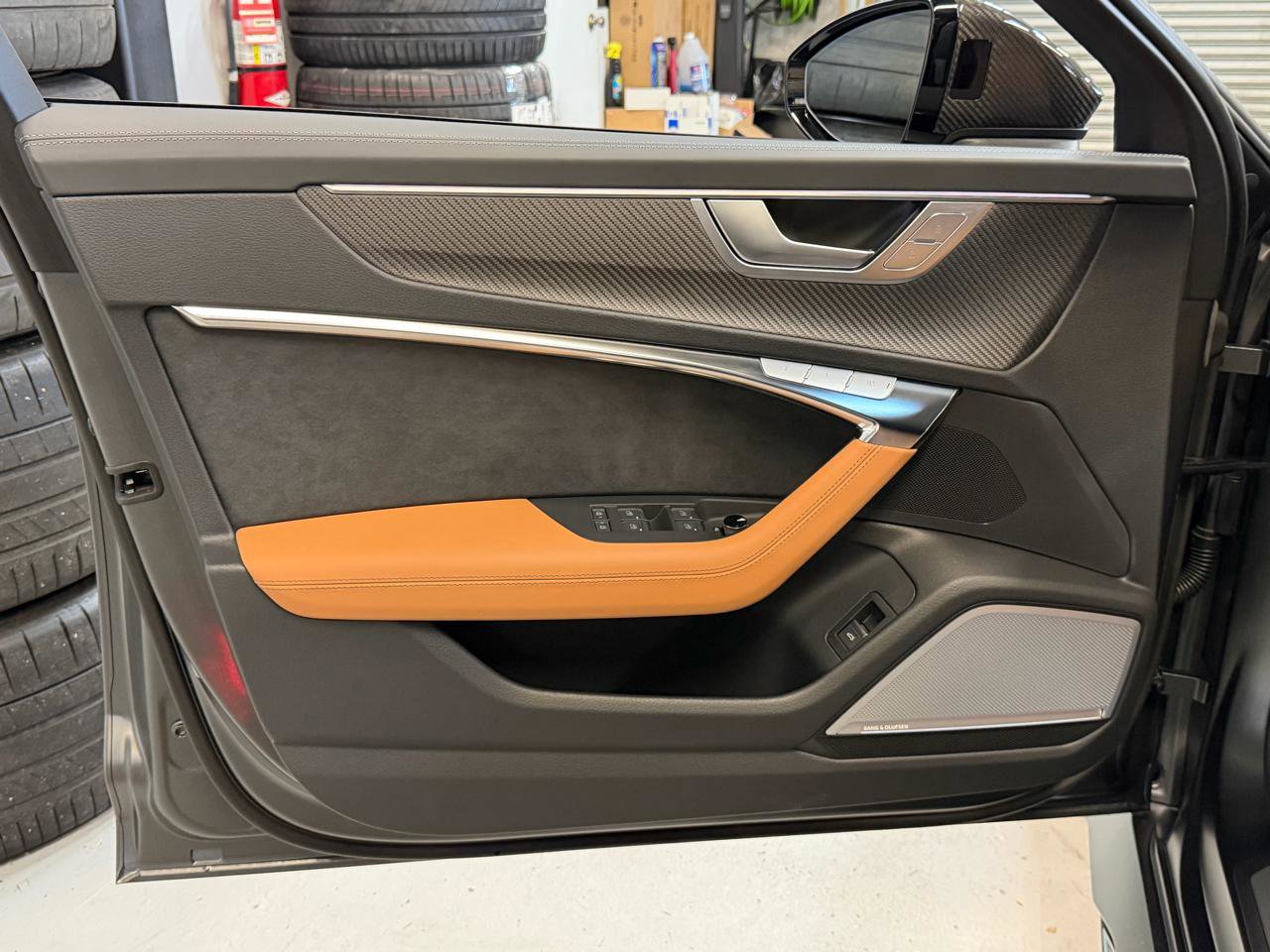 Used 2023 Audi RS 6 w/ Carbon Optic Package image 14