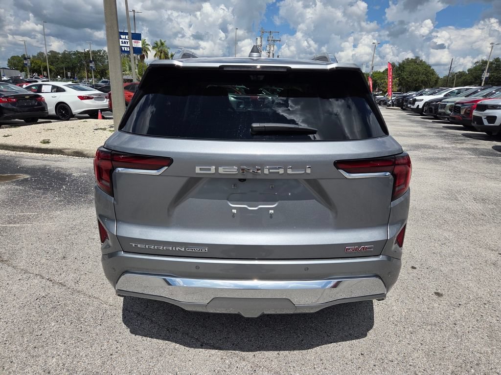 Used 2026 GMC Terrain Denali AWD/4WD image 14