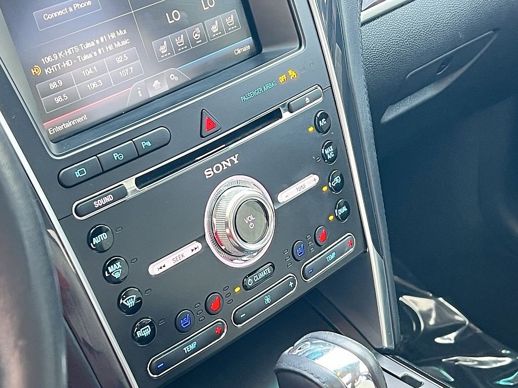 Used 2016 Ford Explorer Platinum image 19