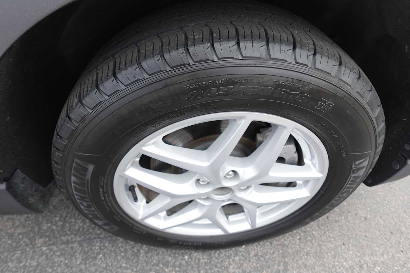 Used 2024 Ford Edge SEL AWD/4WD image 35