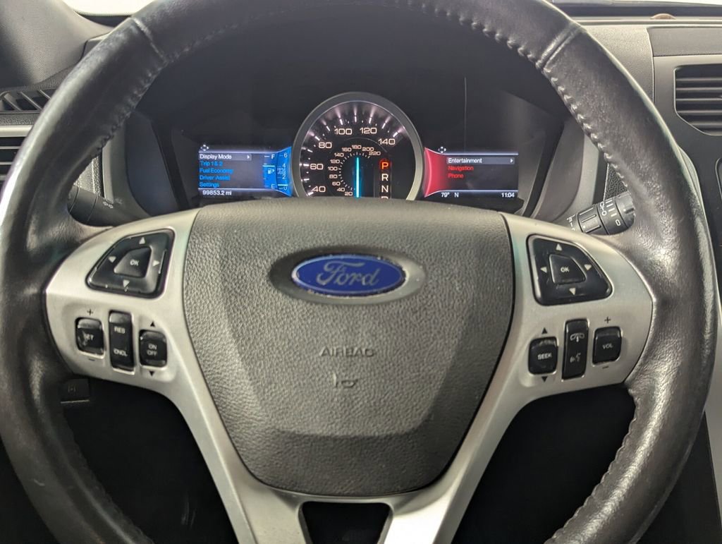 Used 2015 Ford Explorer Limited w/ Equipment Group 302A FWD image 18