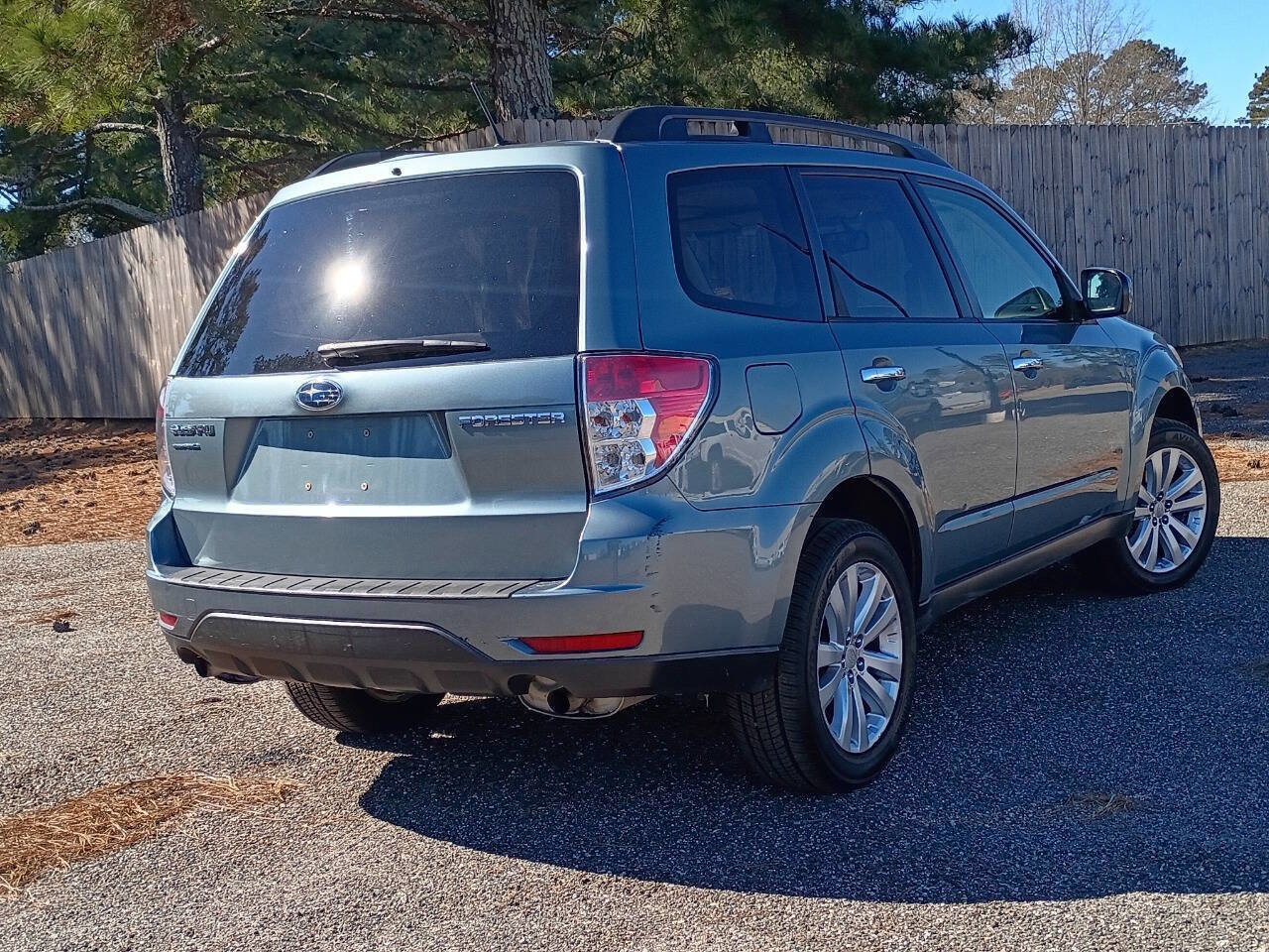 Used 2012 Subaru Forester 2.5X Premium w/ All-Weather Pkg image 30