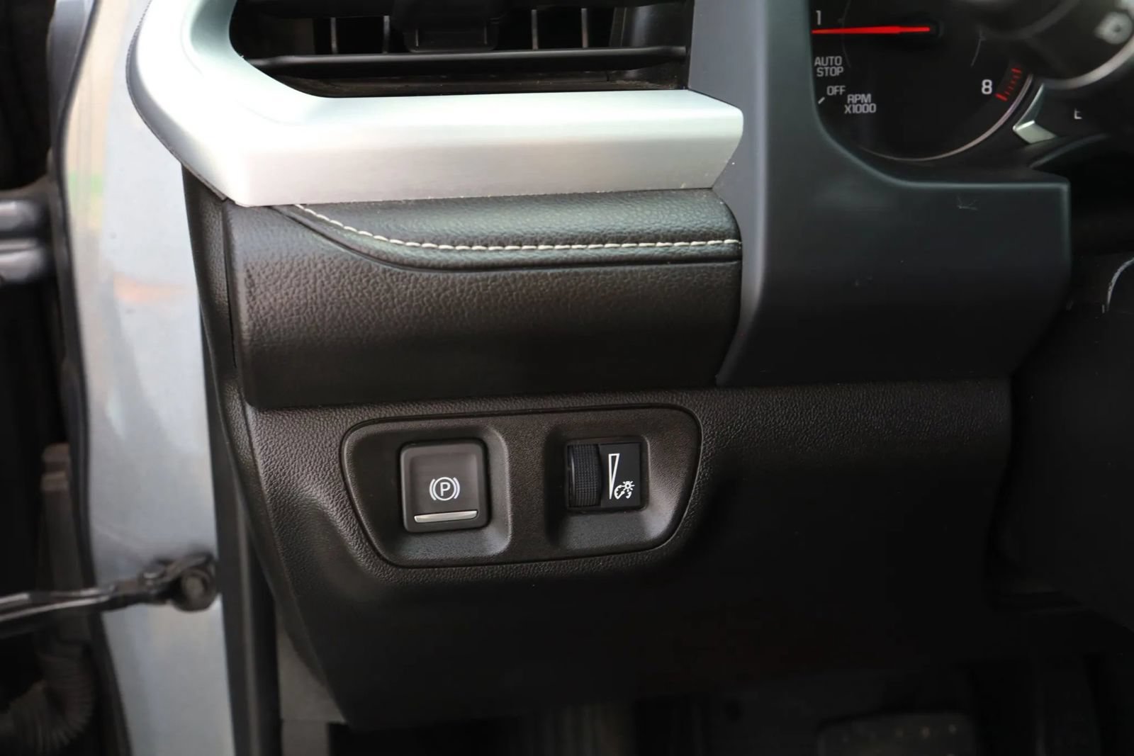 Used 2021 GMC Acadia SLE w/ Driver Convenience Package AWD/4WD image 14