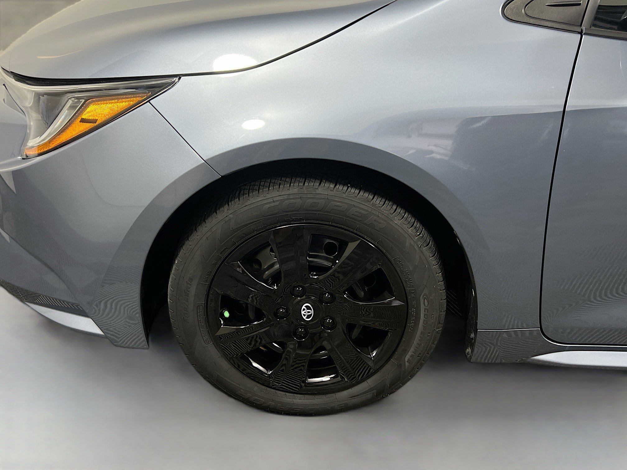 Used 2020 Toyota Corolla LE image 13