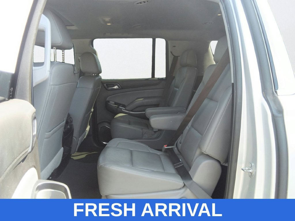 Used 2019 Chevrolet Suburban LT AWD/4WD image 32
