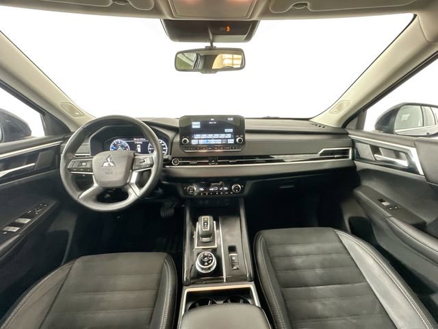 Used 2022 Mitsubishi Outlander SE image 20