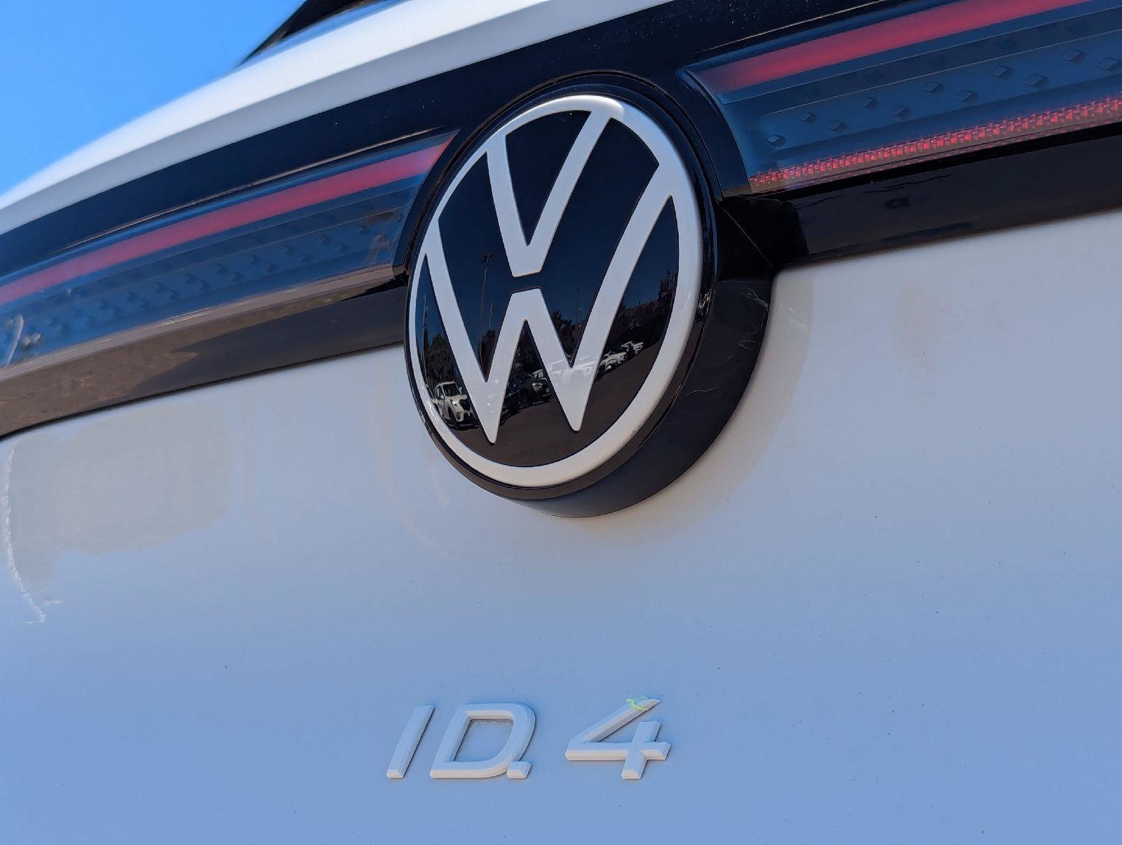 Used 2022 Volkswagen ID.4 Pro S RWD image 31