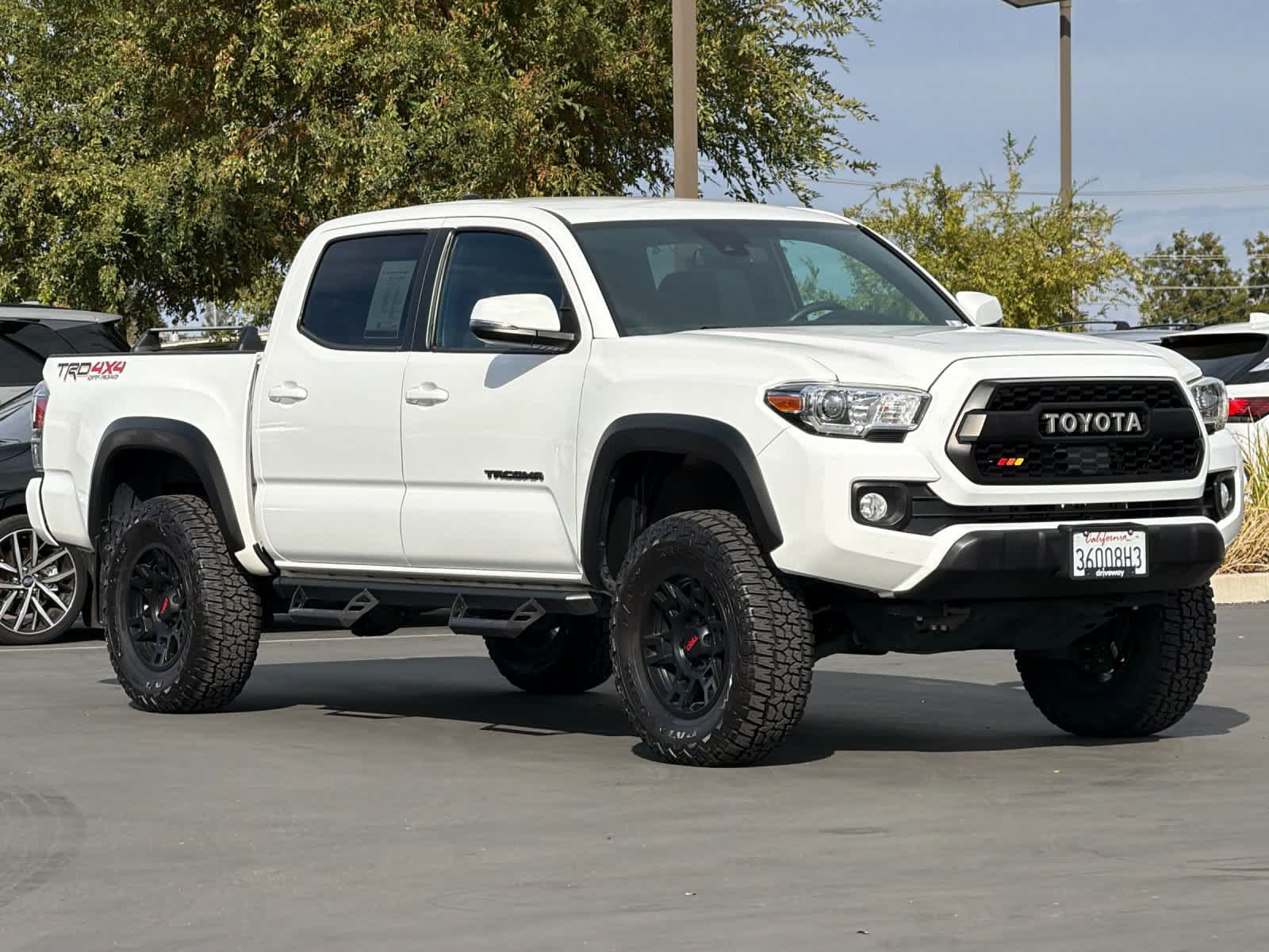Used 2021 Toyota Tacoma TRD Off-Road w/ Technology Package AWD/4WD image 5