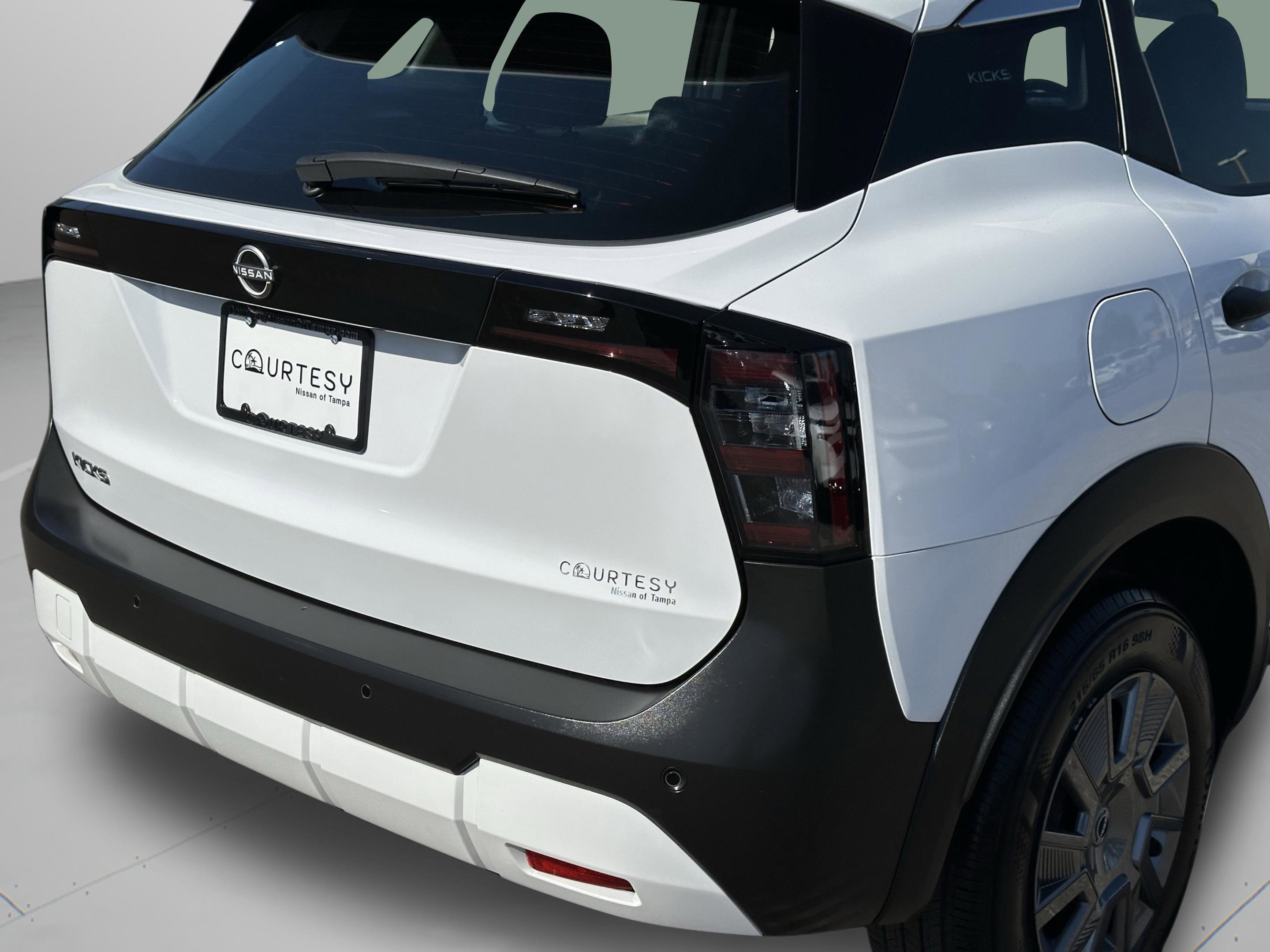 Certified 2025 Nissan Kicks S FWD image 35