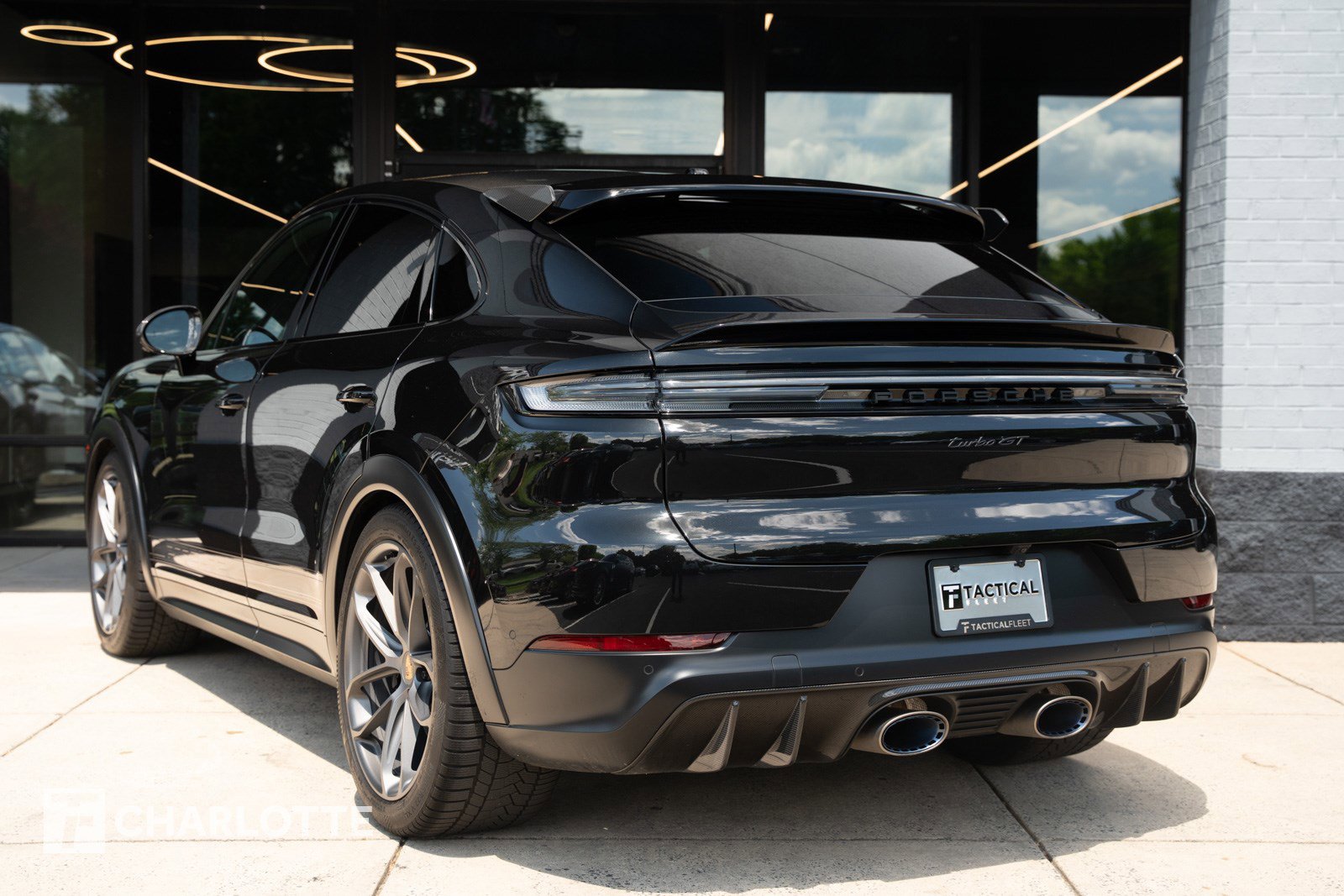 Used 2024 Porsche Cayenne Turbo GT AWD/4WD image 11