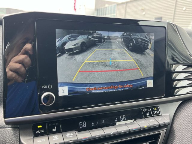 Used 2025 Toyota Camry LE w/ Convenience Package FWD image 34