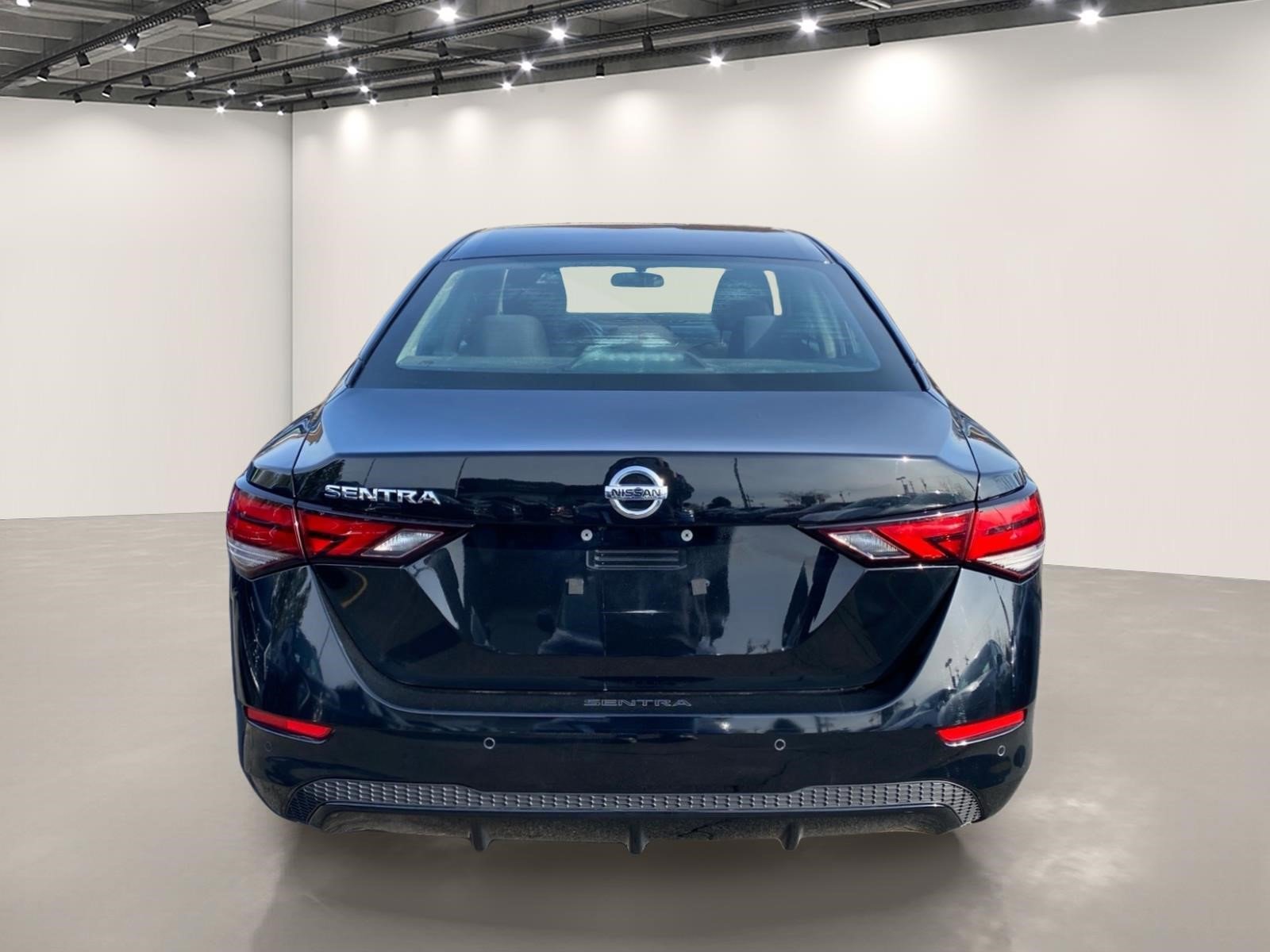 Used 2023 Nissan Sentra S image 6