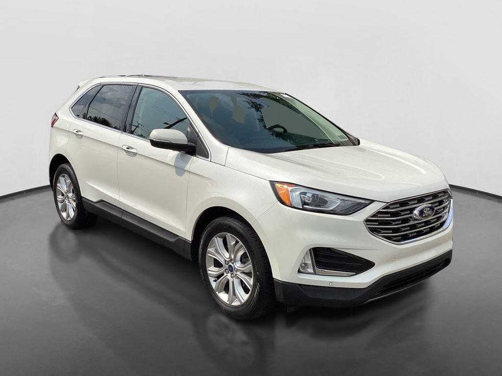 Used 2021 Ford Edge Titanium AWD/4WD image 3