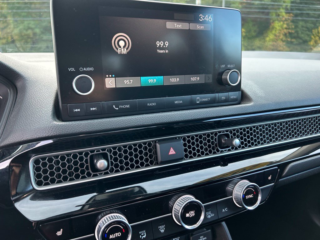 Used 2022 Honda Civic EX image 18