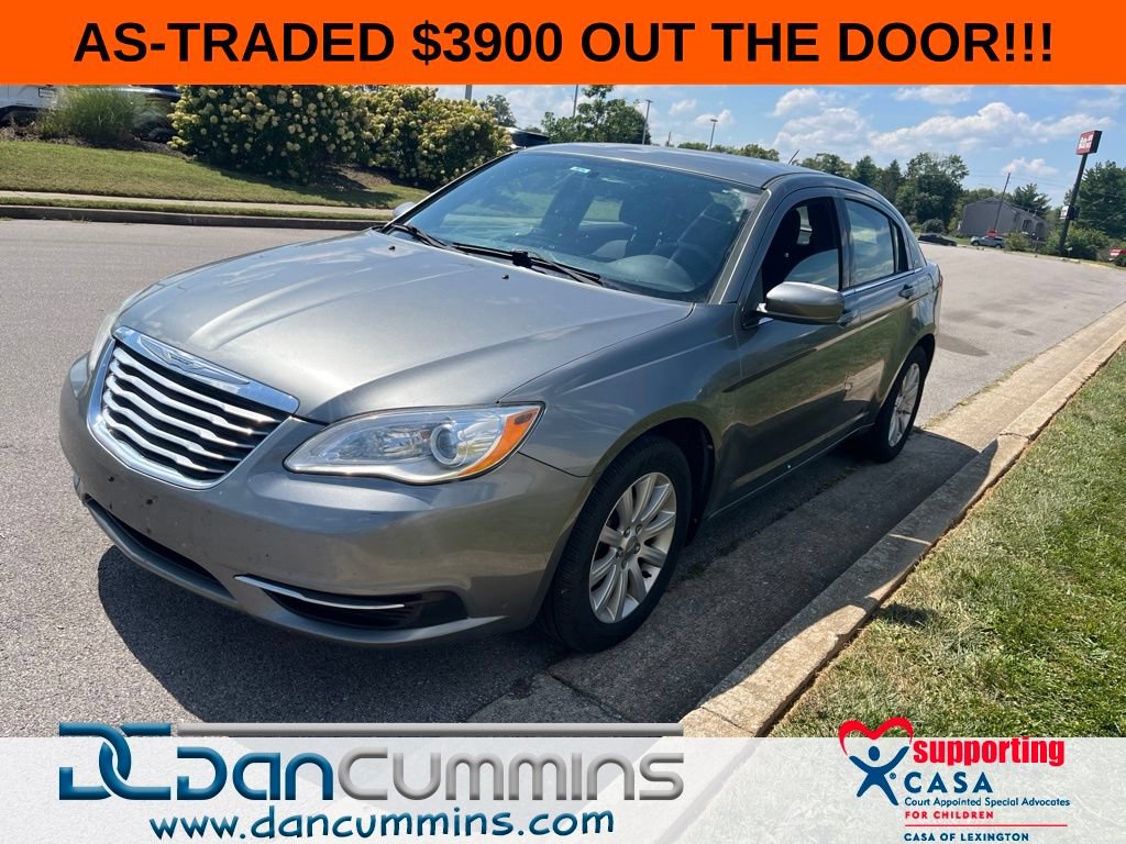 Used 2013 Chrysler 200 Touring FWD image 1