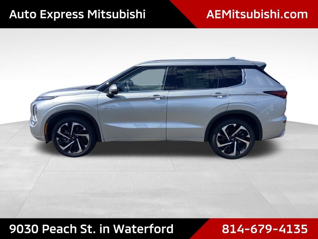 New 2025 Mitsubishi Outlander SEL image 4