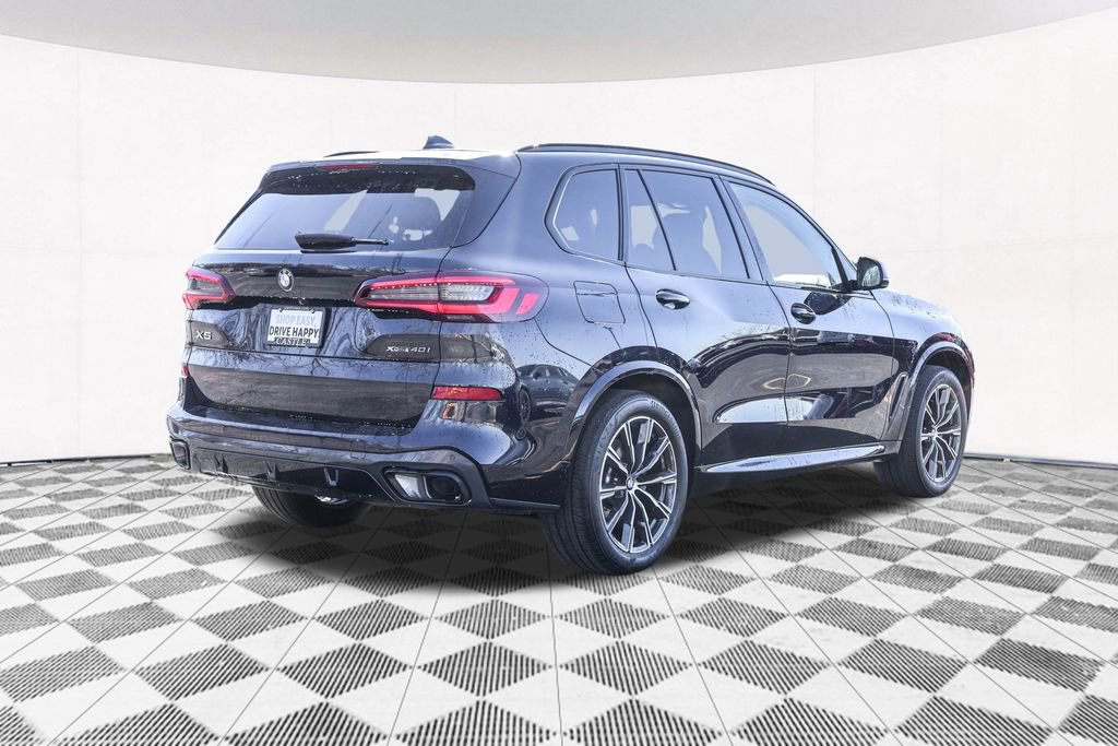 Used 2022 BMW X5 xDrive40i w/ M Sport Package image 14