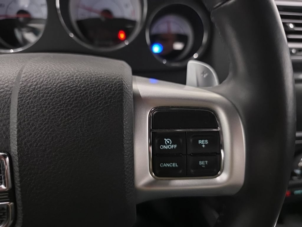 Used 2014 Dodge Challenger SXT Plus RWD image 14