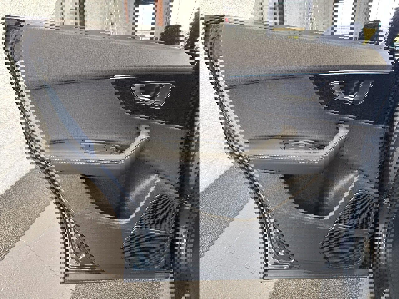 New 2025 Audi Q8 Premium Plus image 42