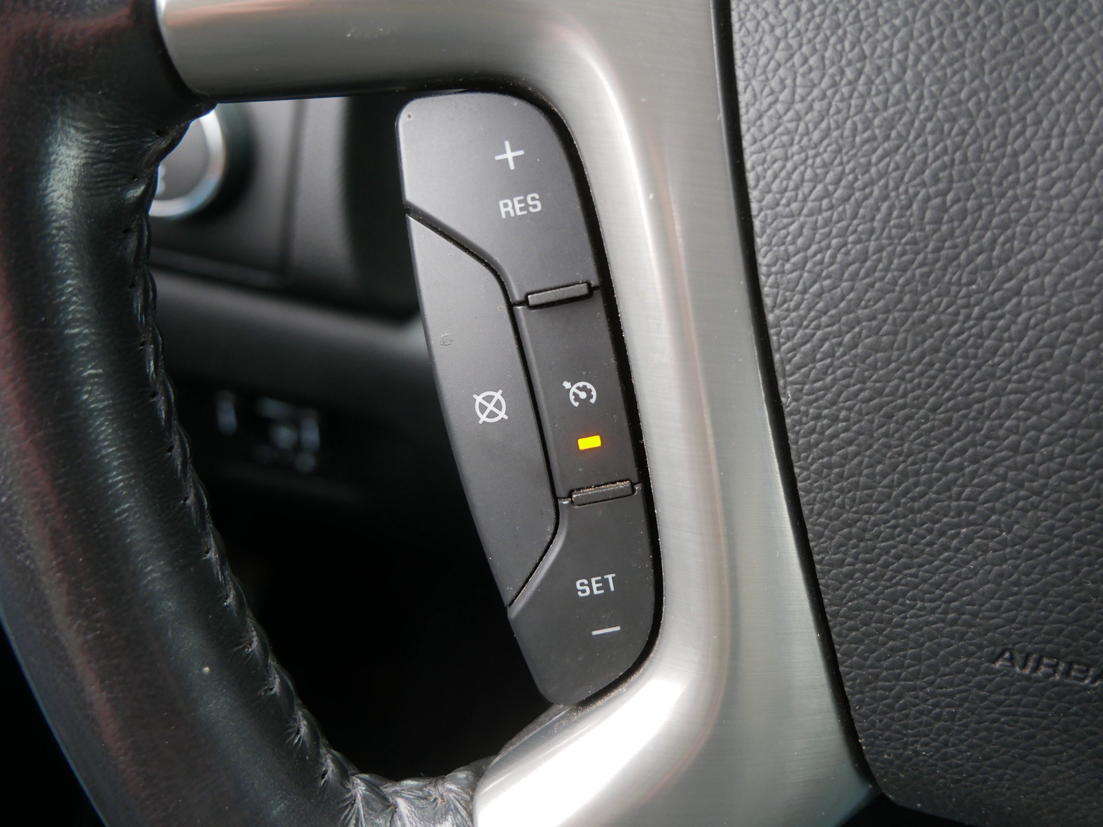 Used 2011 GMC Sierra 1500 SLT w/ All-Terrain Package AWD/4WD image 28