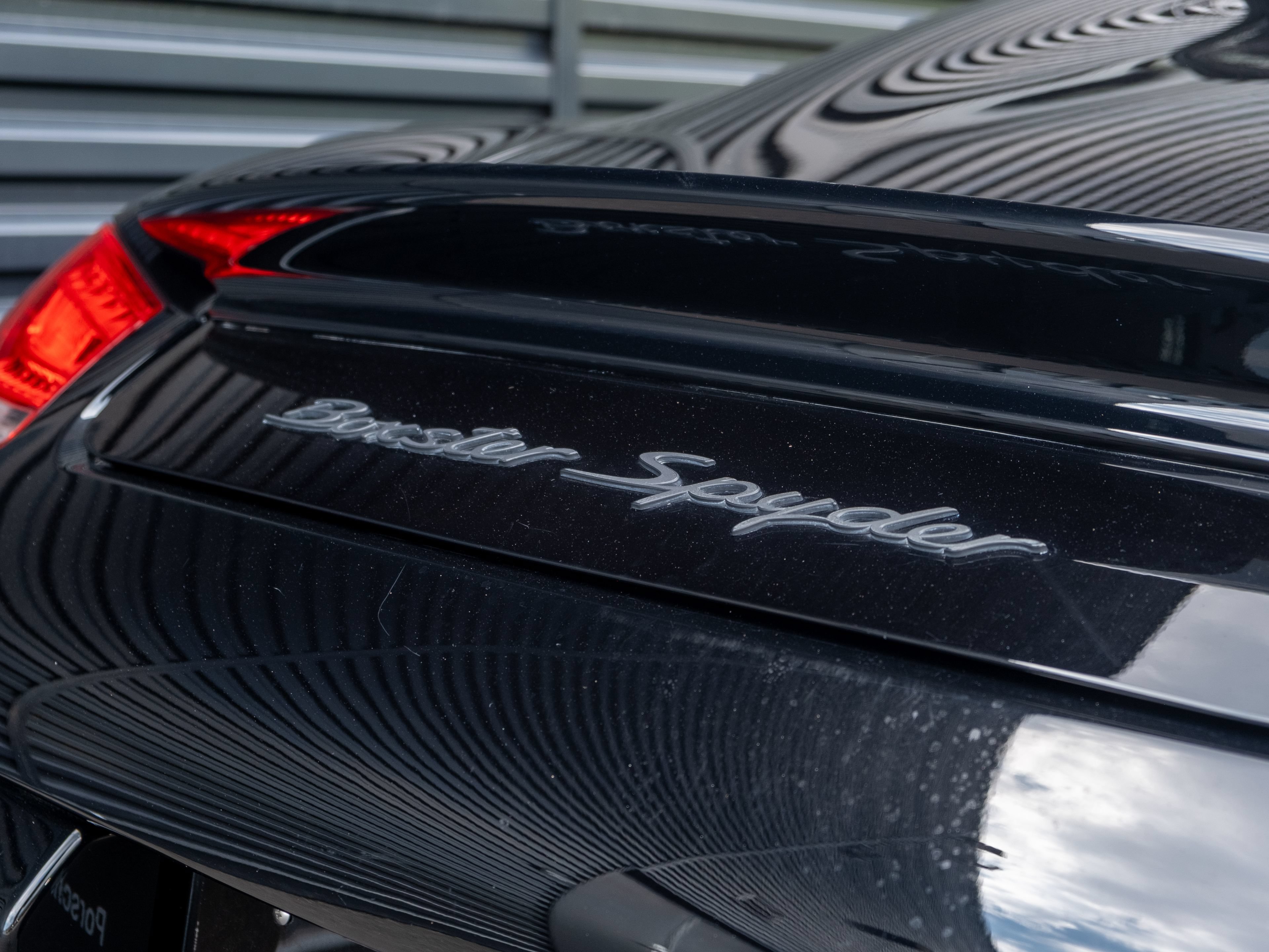 Used 2011 Porsche Boxster Spyder RWD image 21