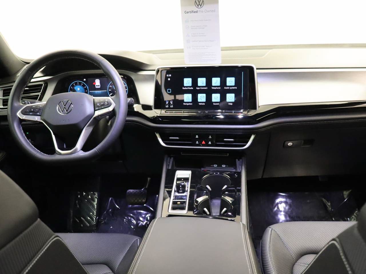 Certified 2024 Volkswagen Atlas Cross Sport SE FWD image 12