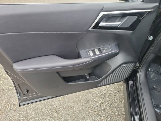 New 2025 Mitsubishi Outlander SE image 19