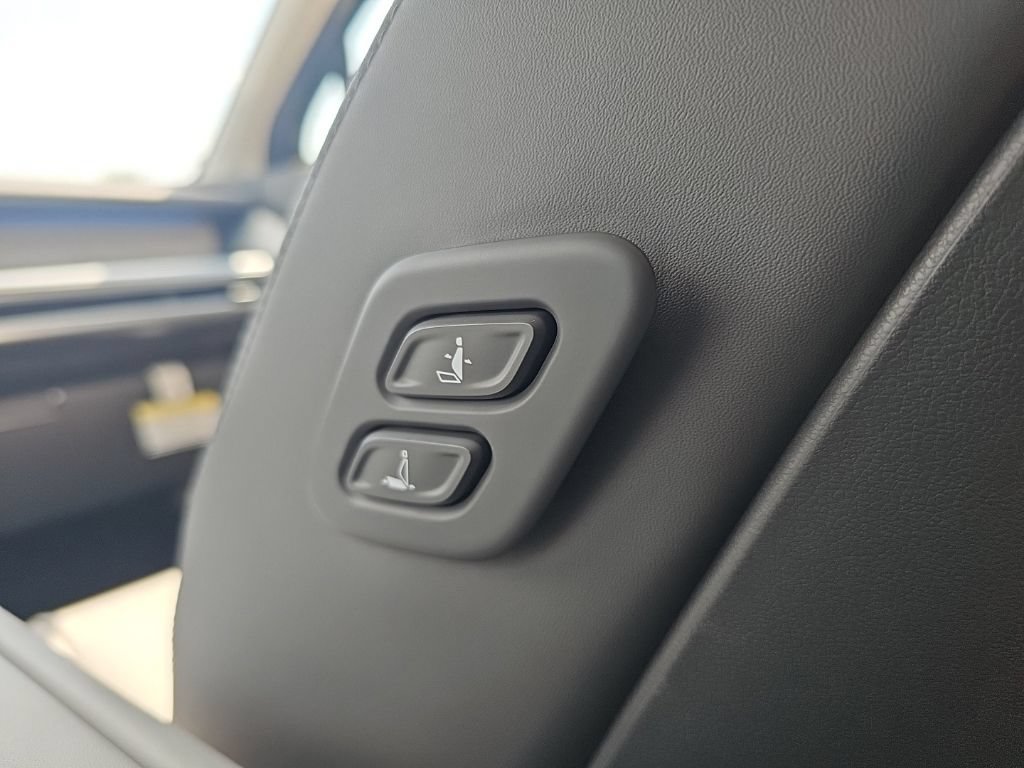 Certified 2026 Hyundai Ioniq 9 SEL AWD/4WD image 31