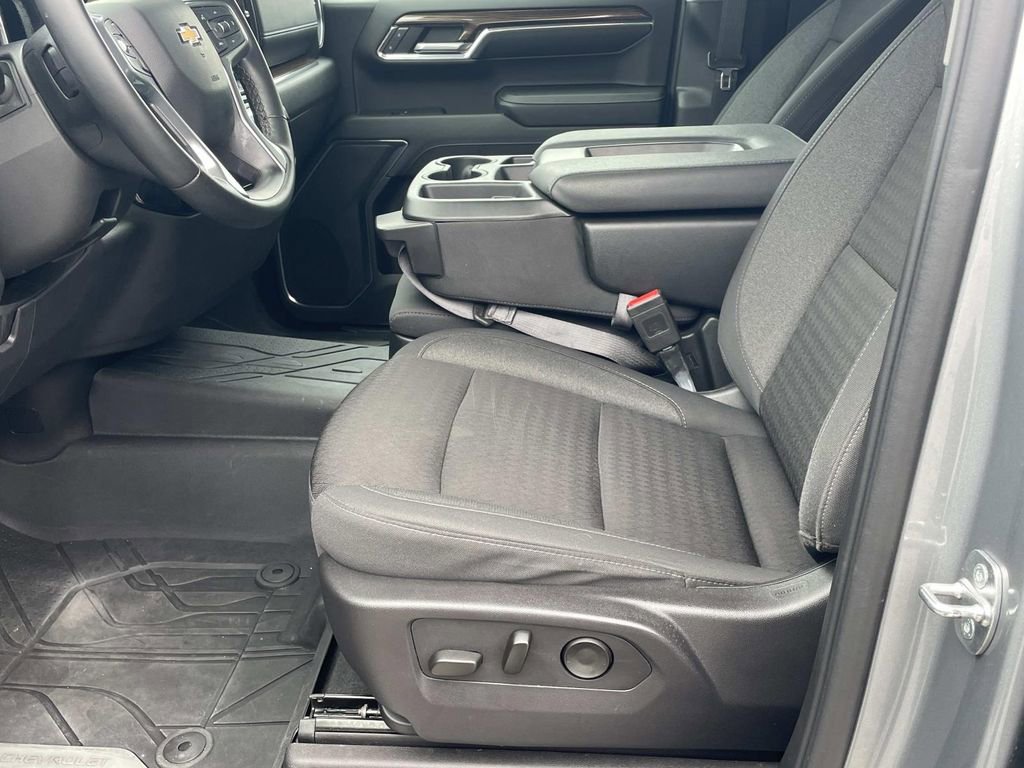 Certified 2024 Chevrolet Silverado 1500 LT image 11
