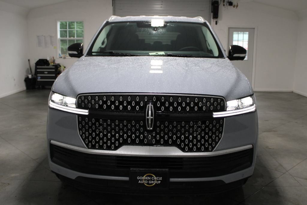 New 2027 Lincoln Navigator Premiere RWD image 57