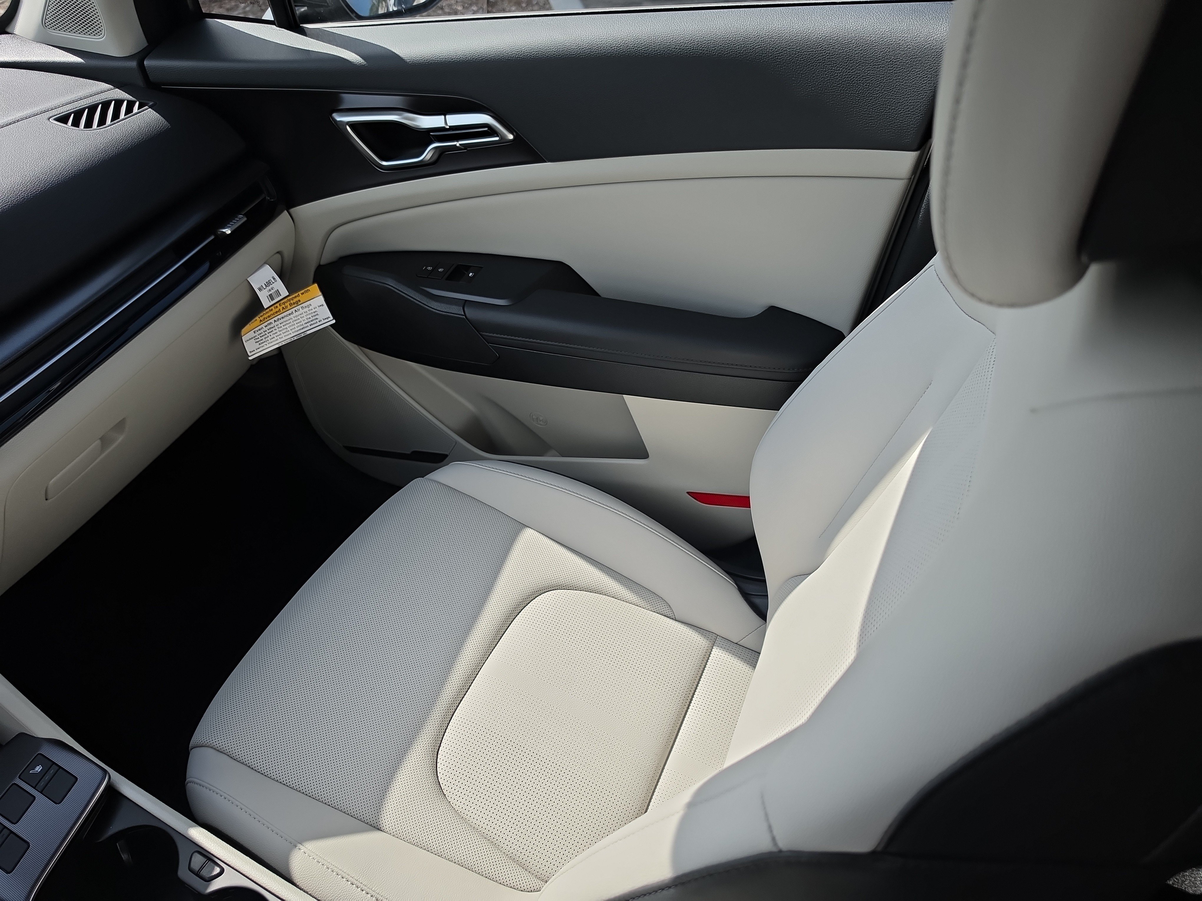 New 2027 Kia Sportage EX FWD image 16