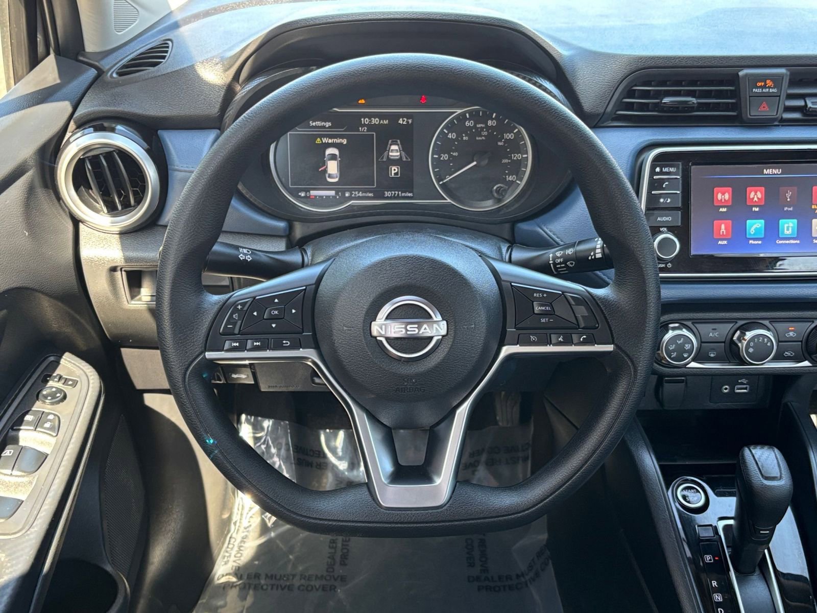 Used 2025 Nissan Versa SV image 28