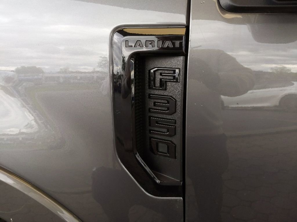 Used 2022 Ford F350 Lariat w/ Tremor Off-Road Package AWD/4WD image 13