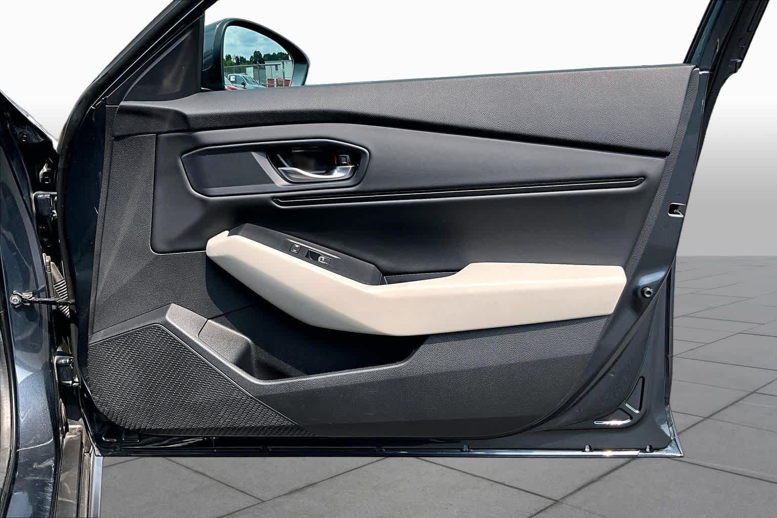 Used 2024 Honda Accord EX image 22