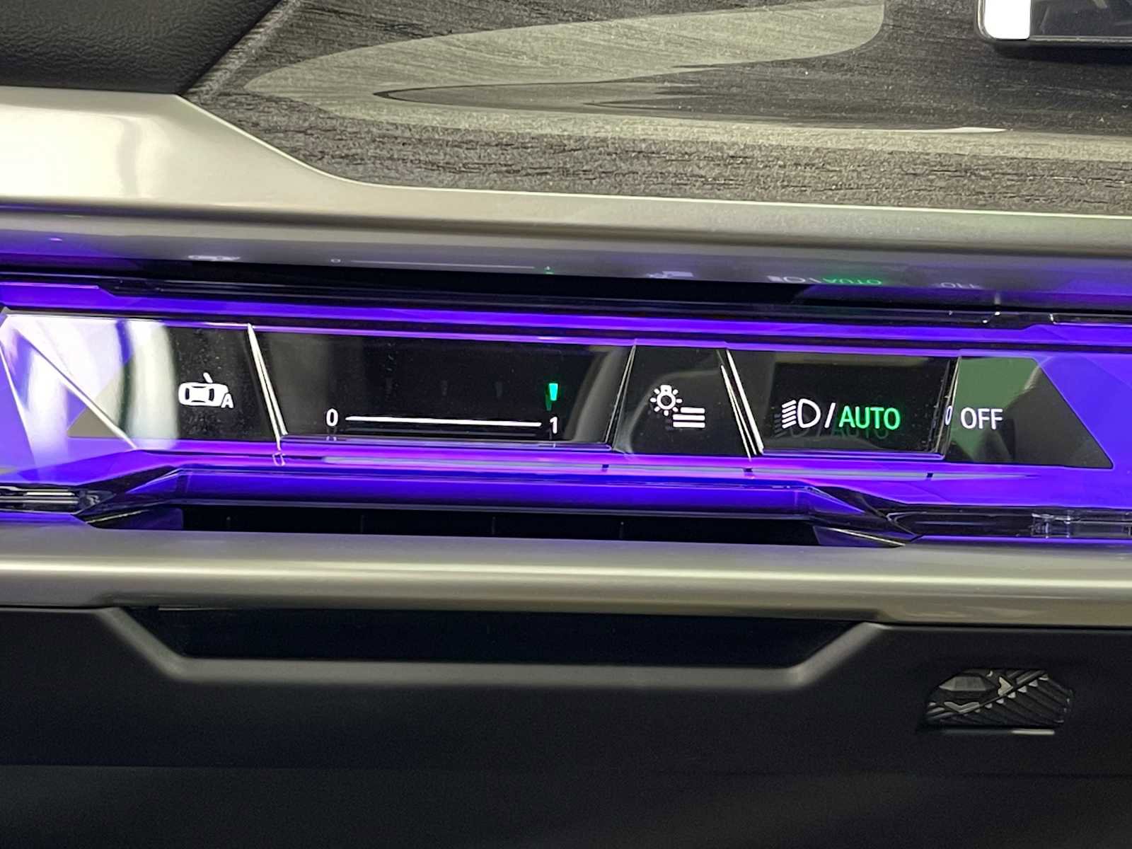 New 2026 BMW i7 xDrive60 w/ Executive Package image 23