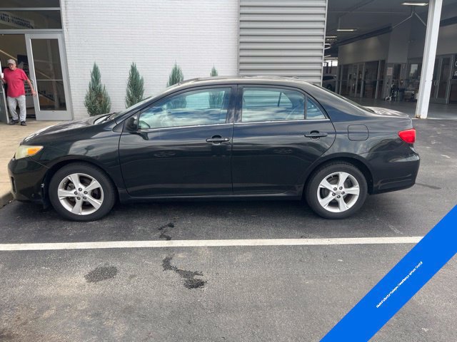 Used 2013 Toyota Corolla LE w/ Premium Pkg FWD image 8