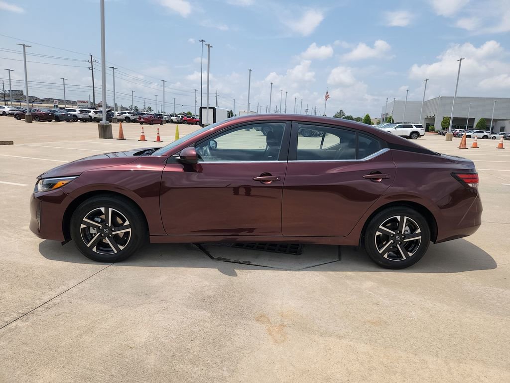 Used 2025 Nissan Sentra SV FWD image 8