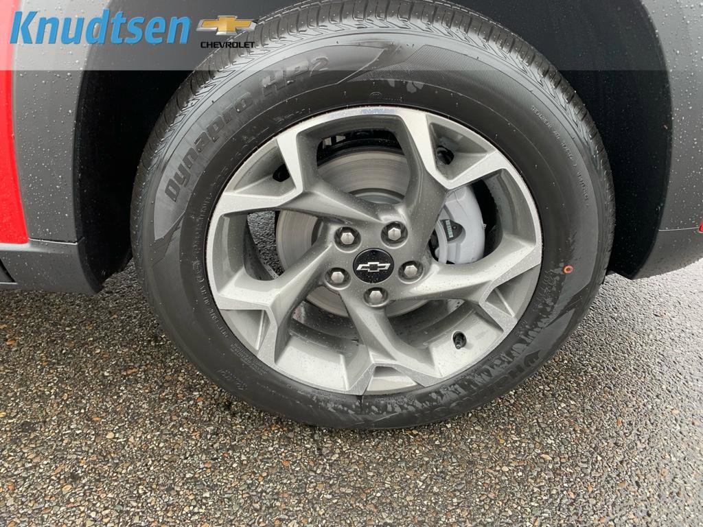 New 2026 Chevrolet Trax LT w/ Driver Confidence Package image 9