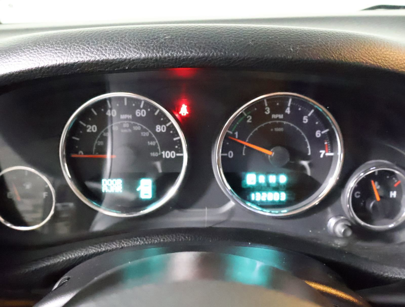 Used 2014 Jeep Wrangler Unlimited Sahara w/ Dual Top Group image 36