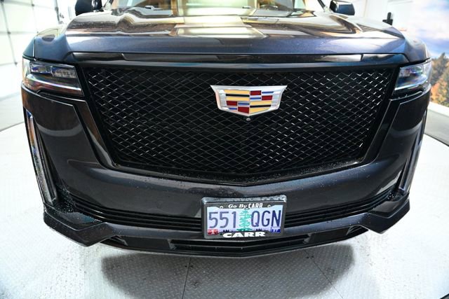 Used 2023 Cadillac Escalade ESV Sport image 17