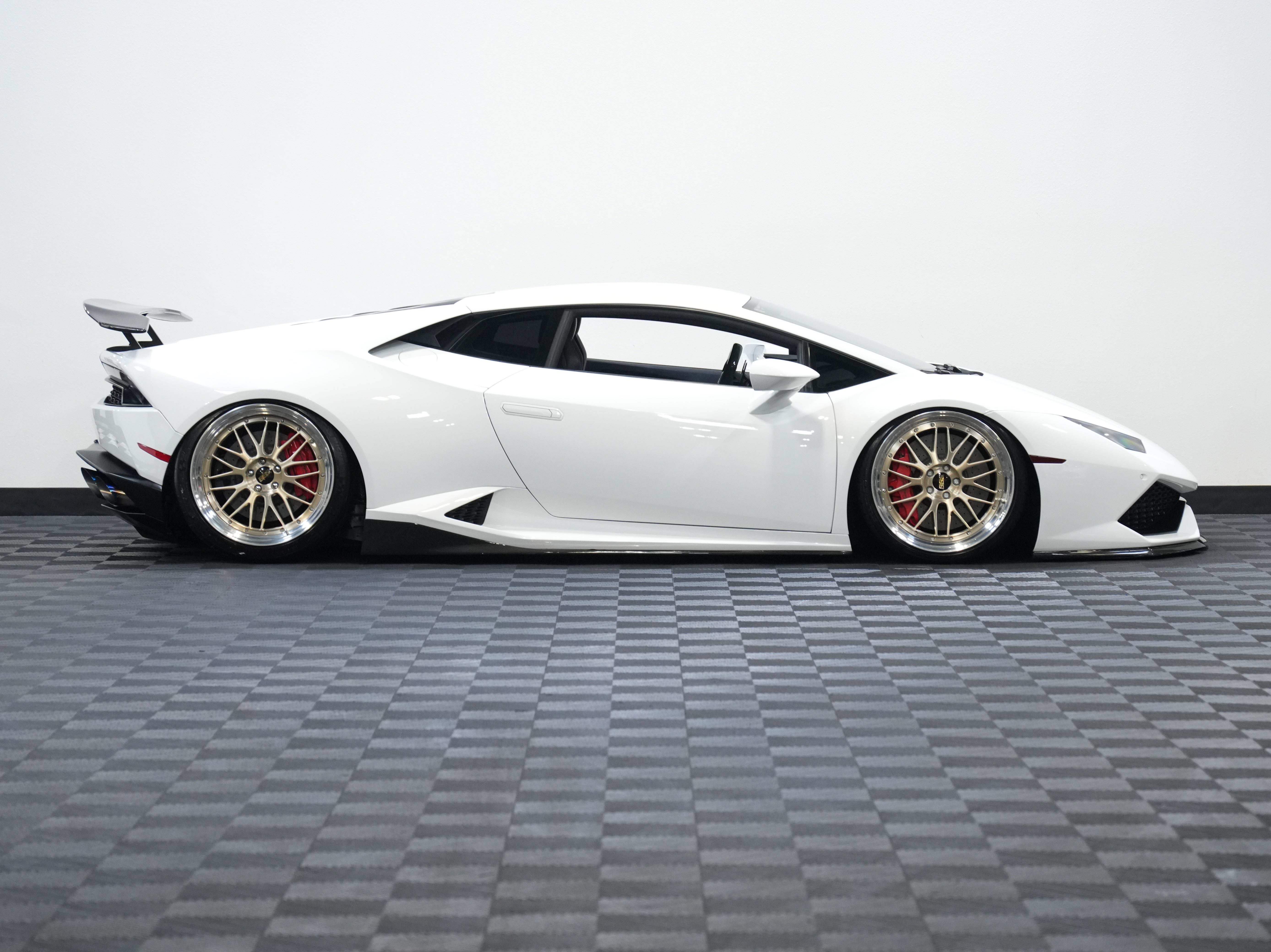 Used 2018 Lamborghini Huracan LP 610-4 AWD/4WD image 55
