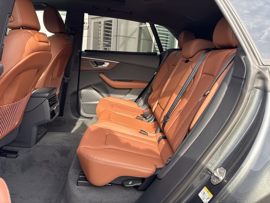 New 2027 Audi Q8 Premium Plus AWD/4WD image 32