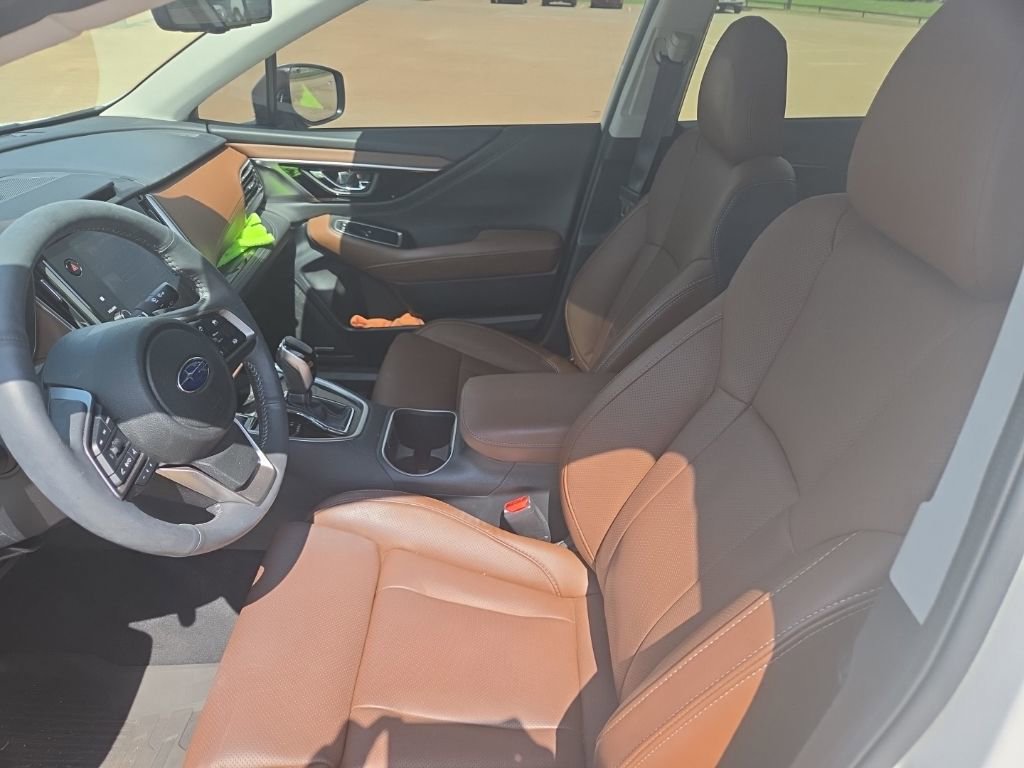Used 2025 Subaru Outback Touring XT AWD/4WD image 7