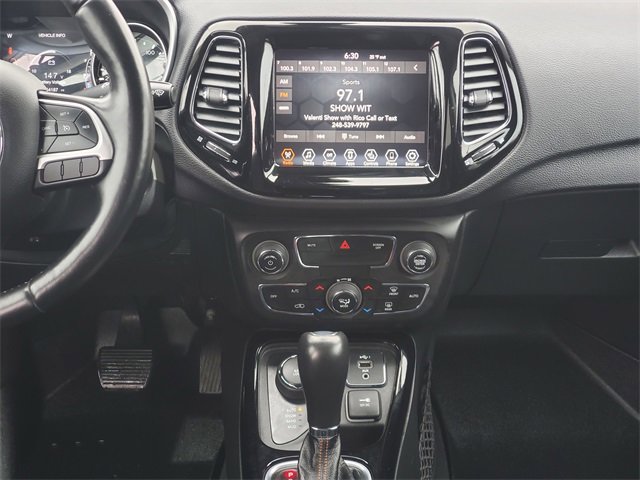 Used 2020 Jeep Compass Limited image 31