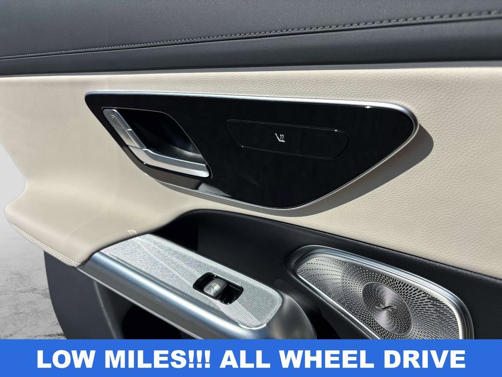 Used 2025 Mercedes-Benz E 450 4MATIC All-Terrain Wagon image 9