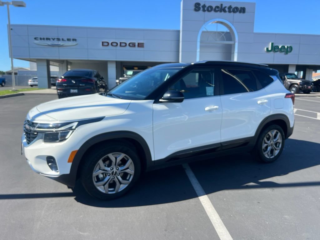 Used 2024 Kia Seltos S FWD image 3