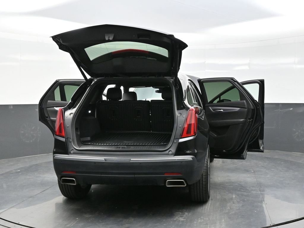 Certified 2025 Cadillac XT5 Luxury w/ LPO, Floor Liner Package AWD/4WD image 45
