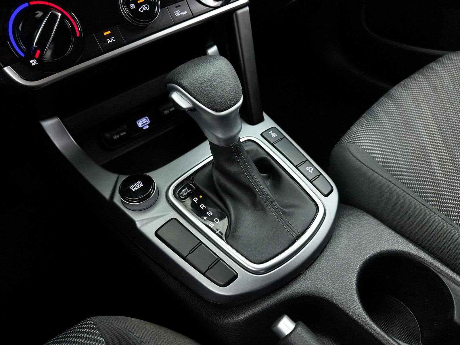 Used 2023 Kia Seltos LX image 25