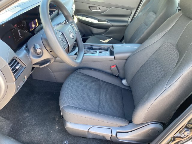 New 2027 Nissan Sentra S w/ S Cold Weather Package FWD image 10
